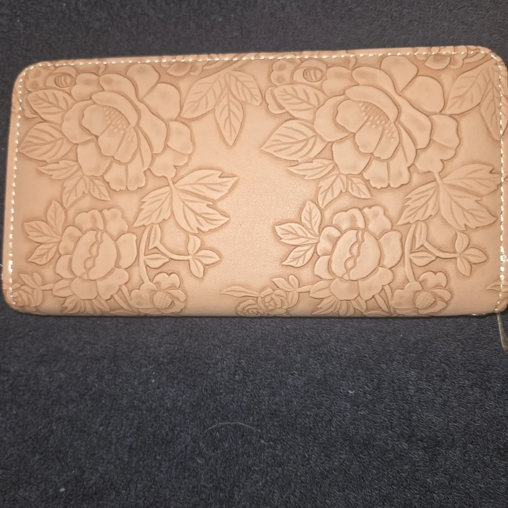 Floral Embossed Leather Tan Women's Wallet NWOT